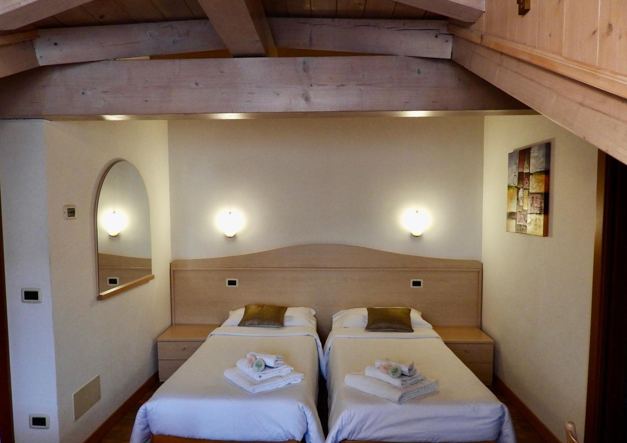 Hotel Garni Maffei Pinzolo Dış mekan fotoğraf